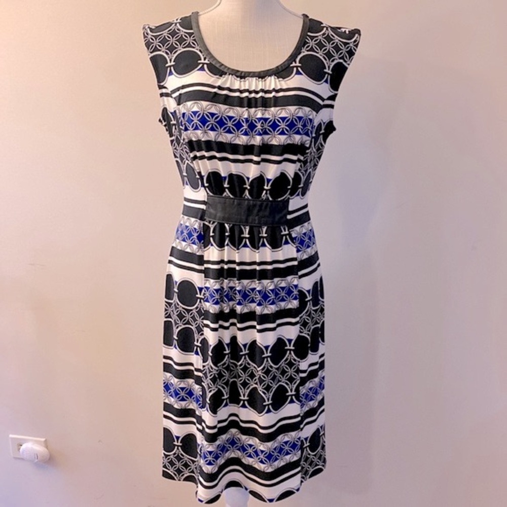 Worthington women’s geometric circle design dress, pleated front, back, SMALL